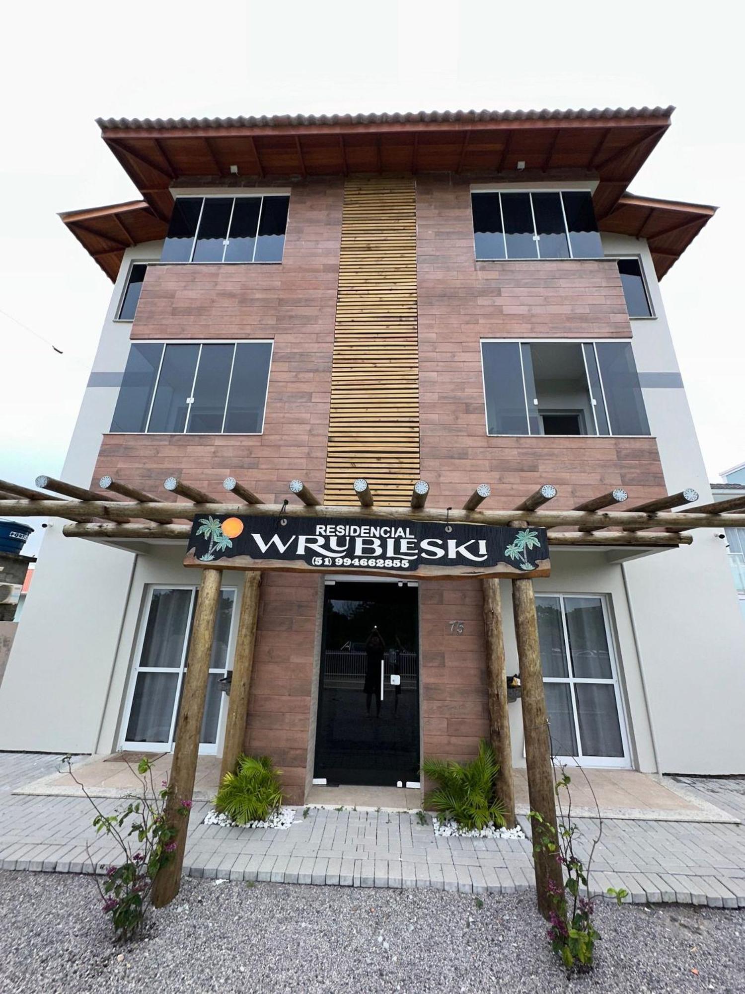 Residencial Wrubleski Pinheira Exterior foto