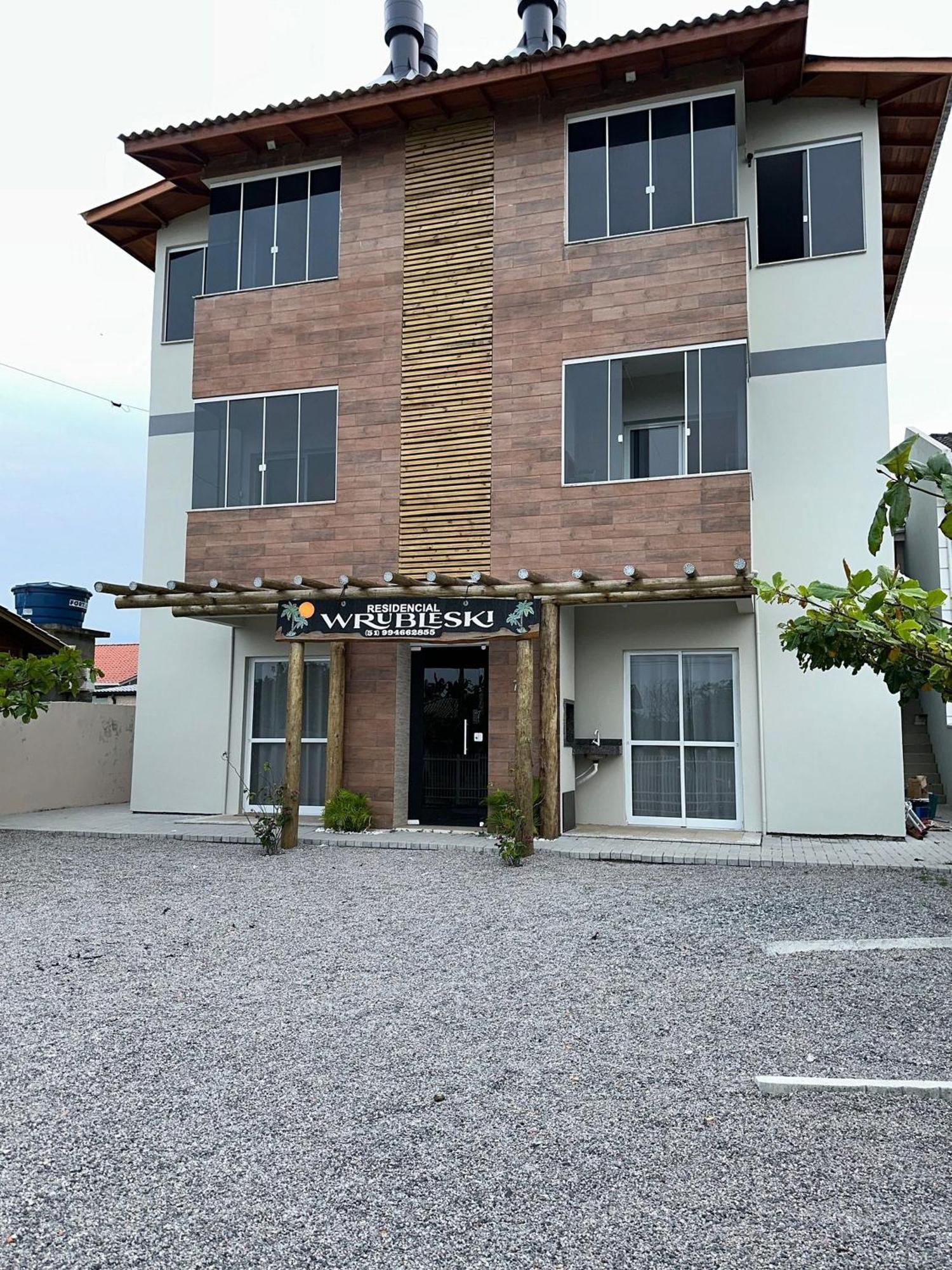 Residencial Wrubleski Pinheira Exterior foto